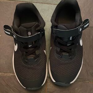 Nike Flyease Children’s Sneakers